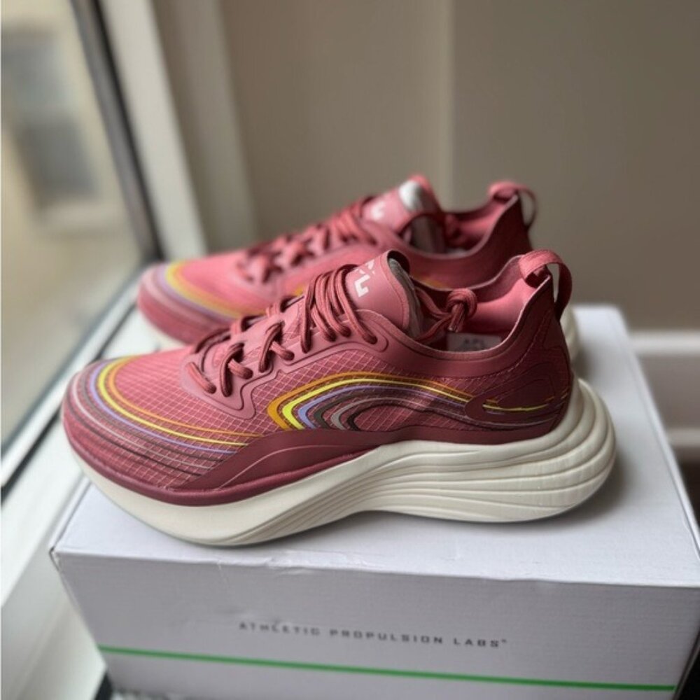 NWB Bestselling APL Neutral Pink Streamline Running Shoes W 6 Y 4.5 $350